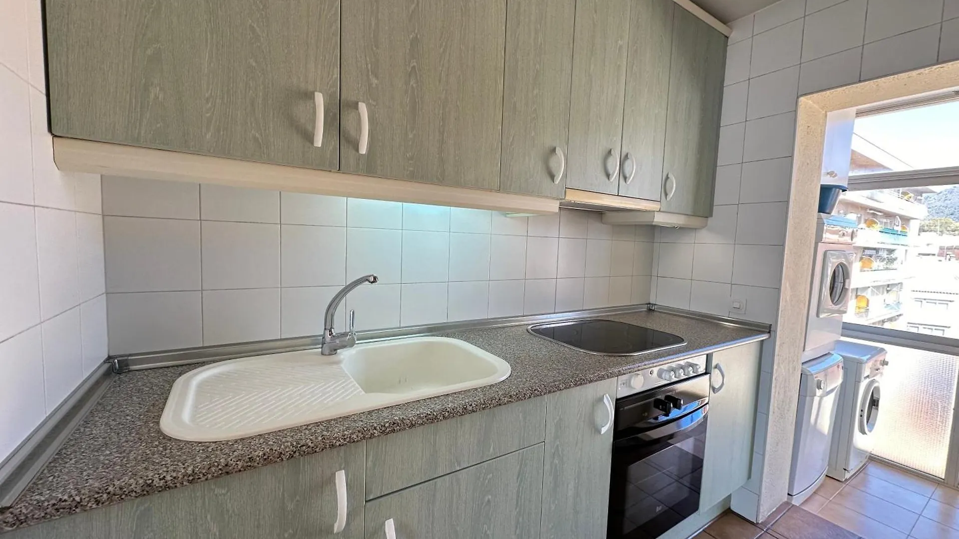 Apartment Agi Solimar Atico Roses Spain